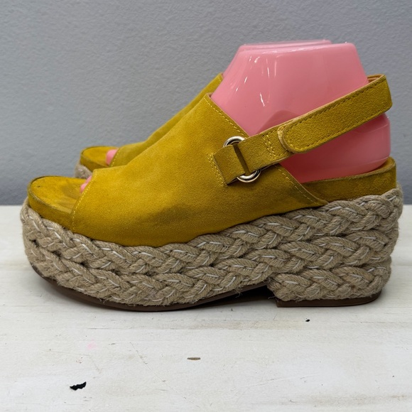 Kelsi Dagger Shoes - Kelsi Dagger Brooklyn Keys Yellow Suede Espadrille p
platform Sandals Size 8